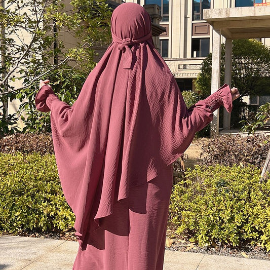 Modest Beauty: Dames Khimar Collection